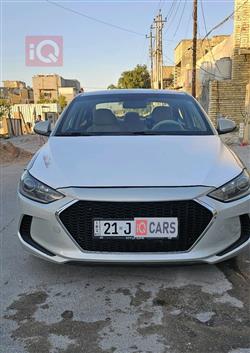 هیۆندای ئەلەنترا